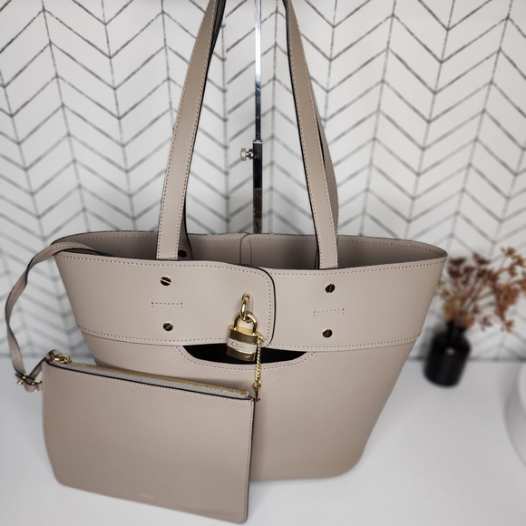 ✨ LaVal's Lux GOING LIVE ✨ - Picture 10 of 13